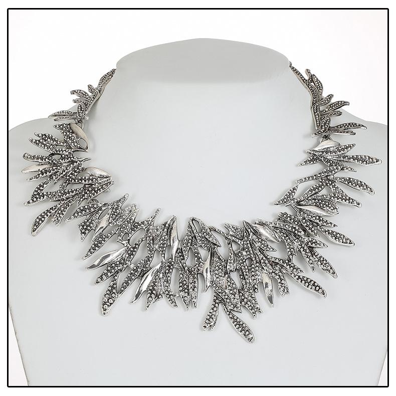 Europäisch-Amerikanisch Retro Übertrieben Statement Halskette Mode Design Sinn Schlüsselbein Kette Damen Stilvolles Schmuck Zubehör