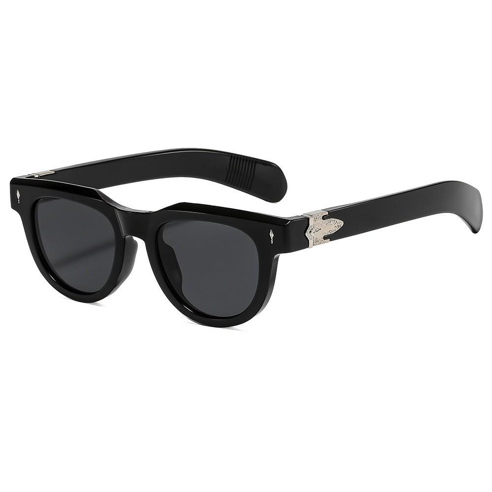 

Geometric Oversized Black Eyewear With Gray Pc Lenses For Travel And Casual Wear BlackFrameGrayLens