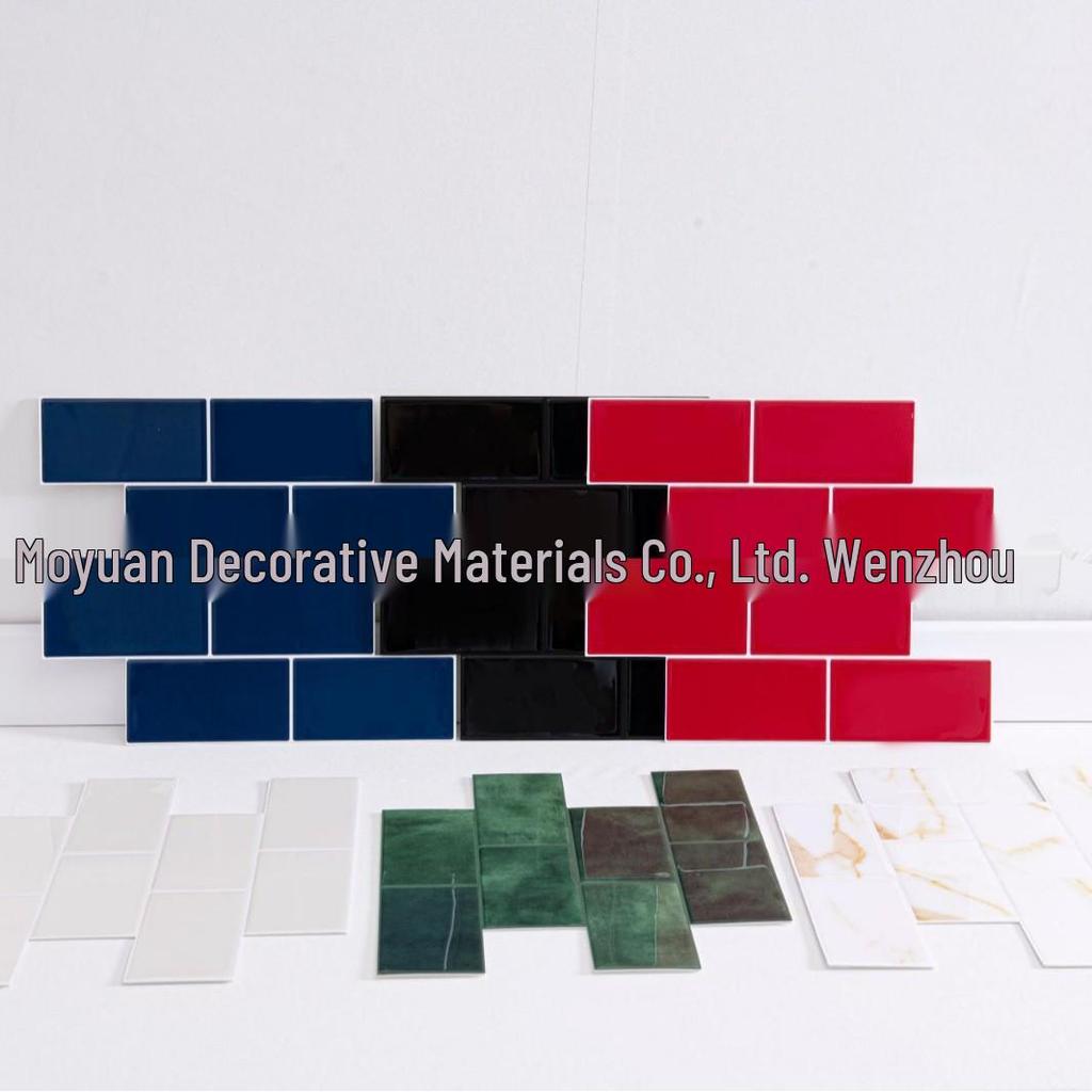 3D selbstklebende Fliesen-Tapete: Feuchtigkeits-, Öl- und wasserfester Wandsticker für die Küche