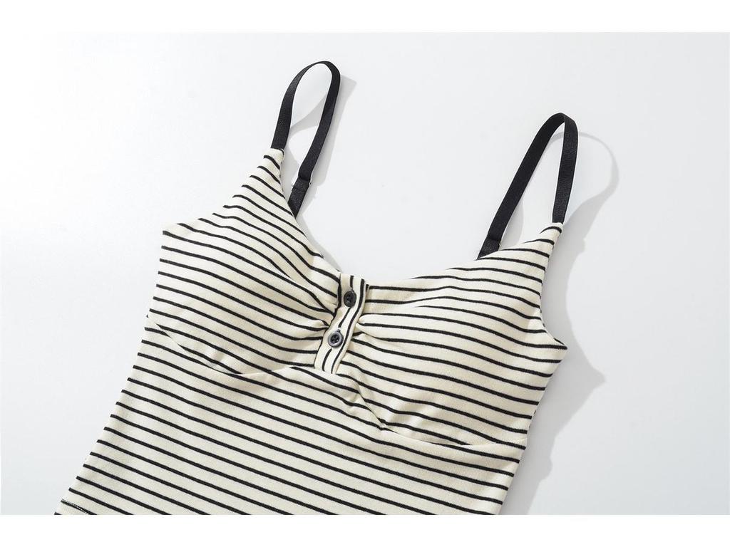 Korean Spicy Girl Striped Camisole: Spring/Summer Slimming Sleeveless Top with Chest Pads in Cotton