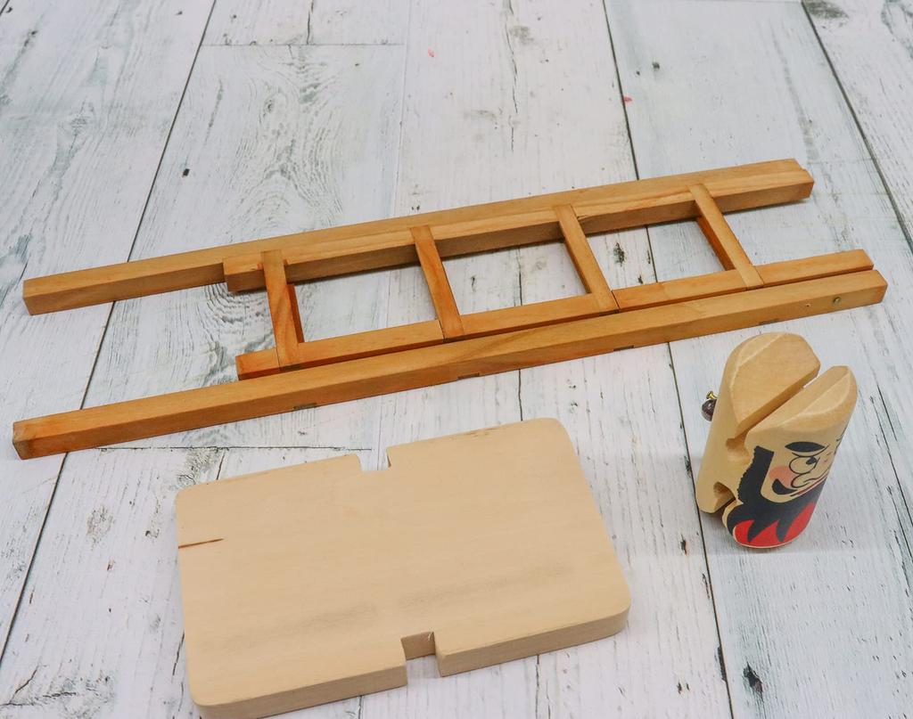 Castle Enterprise Traditional Wooden Toy Ladder Daruma