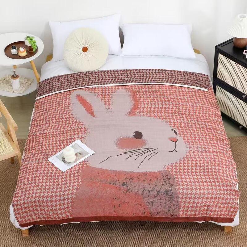 

Двухслойное одеяло Brangdy из лиоцелла - Красный бархатный кролик