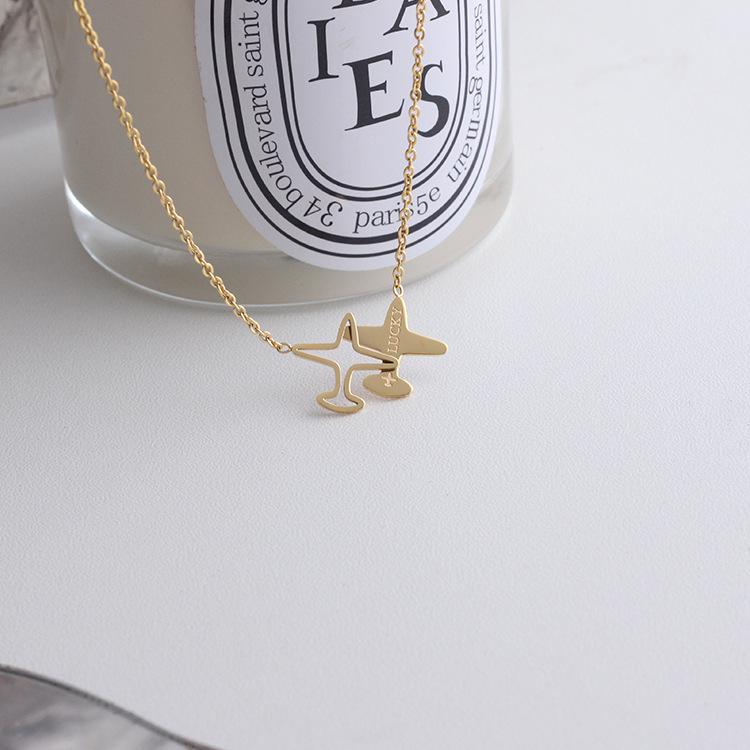 

Hongren 2023 Ожерелье из титановой стали Счастливый самолет для женщин - Звездное небо, легкая роскошь