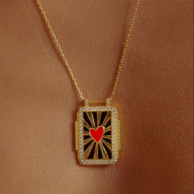 Chic Tarot Card Designs Necklace Adjustable Length Tarot Symbolic Card Pendant Necklace for Daily and Party Wear