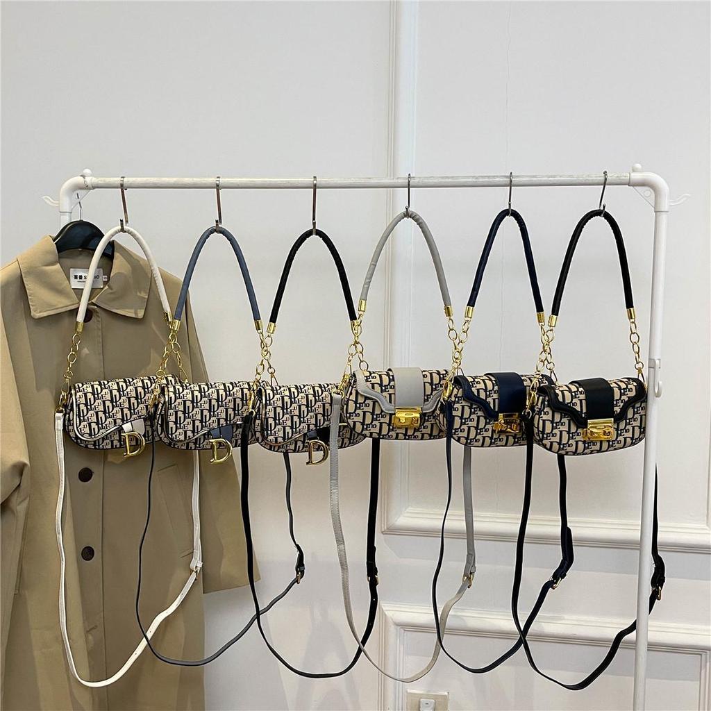 2025 Damen Crossbody Satteltasche - Europäisch & Amerikanisch Color Block Kette, Vielseitige Einzel Schulter Achsel Handtasche