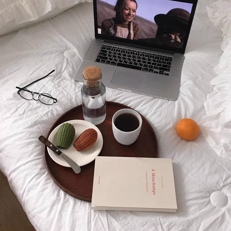 Retro Solid Wood Tray Round Wooden Storage Tray Dinner Plate Cake Bread Coffee Fruit Plate Tray Nordic Photo Ornaments Decor