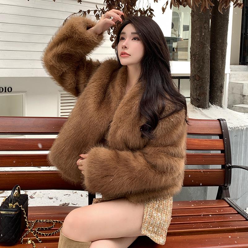 

Women s Brown Faux Fox Fur Coat - Winter Chic, Elegant, Thick Mink-Style Top One Size