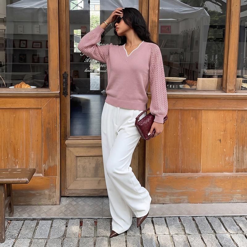 Autumn 2026 Pink Color Block V-neck Pullover: French Relaxed Fit, Hollow Design, Long Sleeve Sweater.
