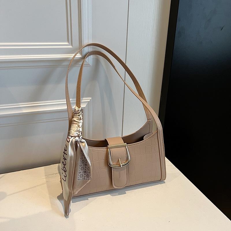 

Premium women s bag niche design bag women s 2025 new versatile fashion shoulder bag underarm bag method stick bag хаки