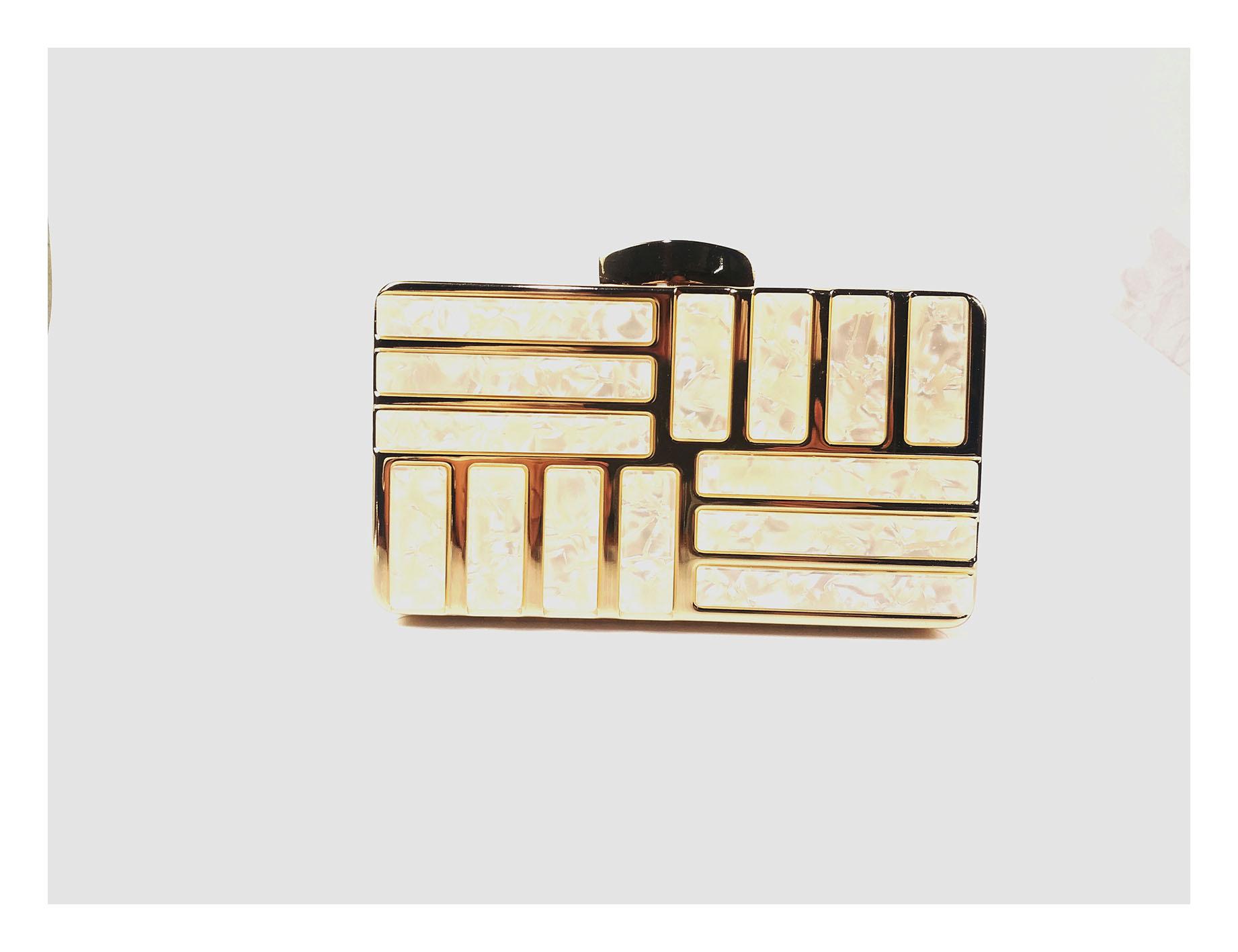 

New 2019 geometric alloy dinner bag clutch bag acrylic bag shoulder messenger bag versatile bag світло-жовтого кольору