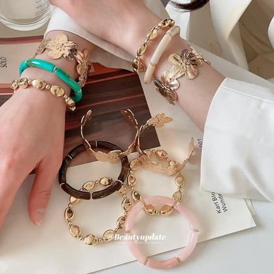 Metal Wind Geometric Flower Bracelet Set Fashionable Personality Exaggerated Bracelet Light Luxury High-end Jewelry