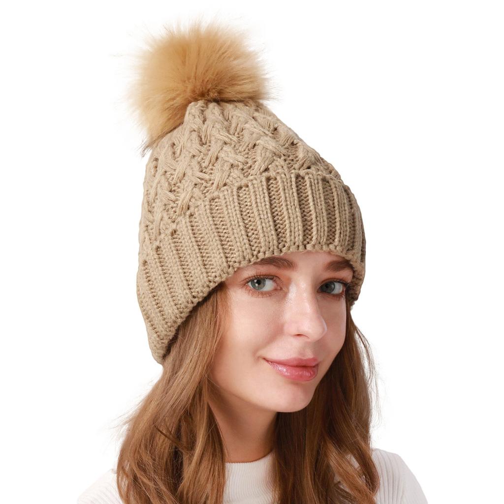 New European and American Fleece and Thickened Woolen Hat A Fashionable Outdoor Cold Proof and Warm Knitted Hat for Women In Autumn and Winter