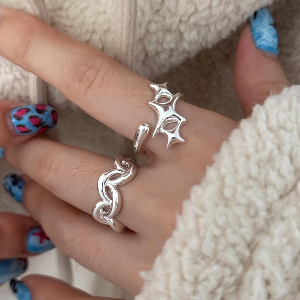 High-End Geometric Openwork Crescent Star Ring - Minimalist, Stackable, Trendy Women's Index Finger Jewelry