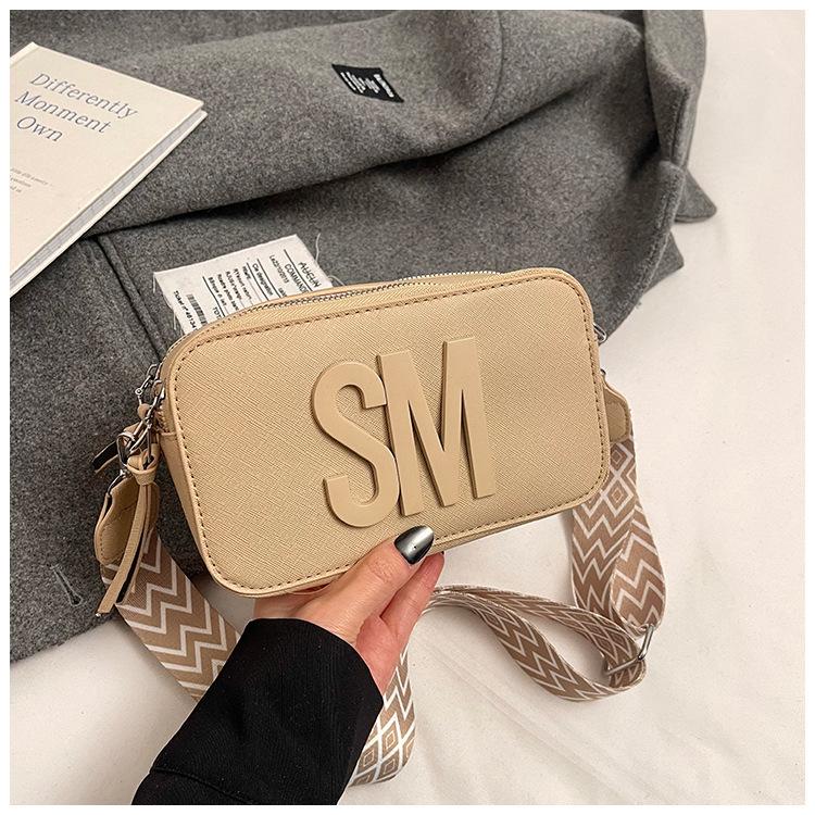 Women's Bag Shoulder Bag Winter Small Square Bag Average Size Zipper Fashion Versatile Bag