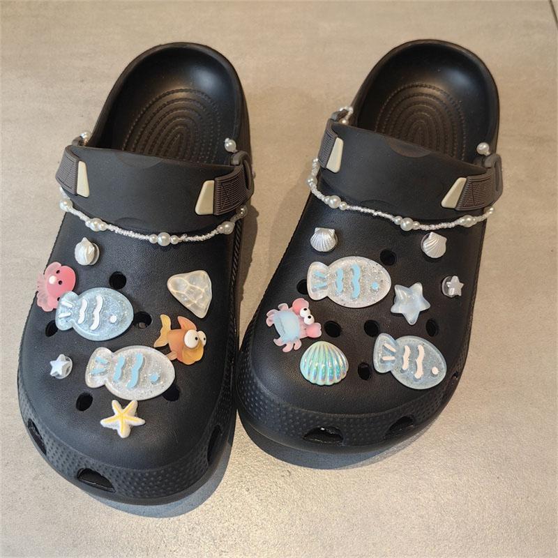 Cartoon Ocean Hole Shoe Charms Fashion Pearl Chain Shoe Buckle Cute Shell DIY Shoes Decoration Removable Sandal Accessories