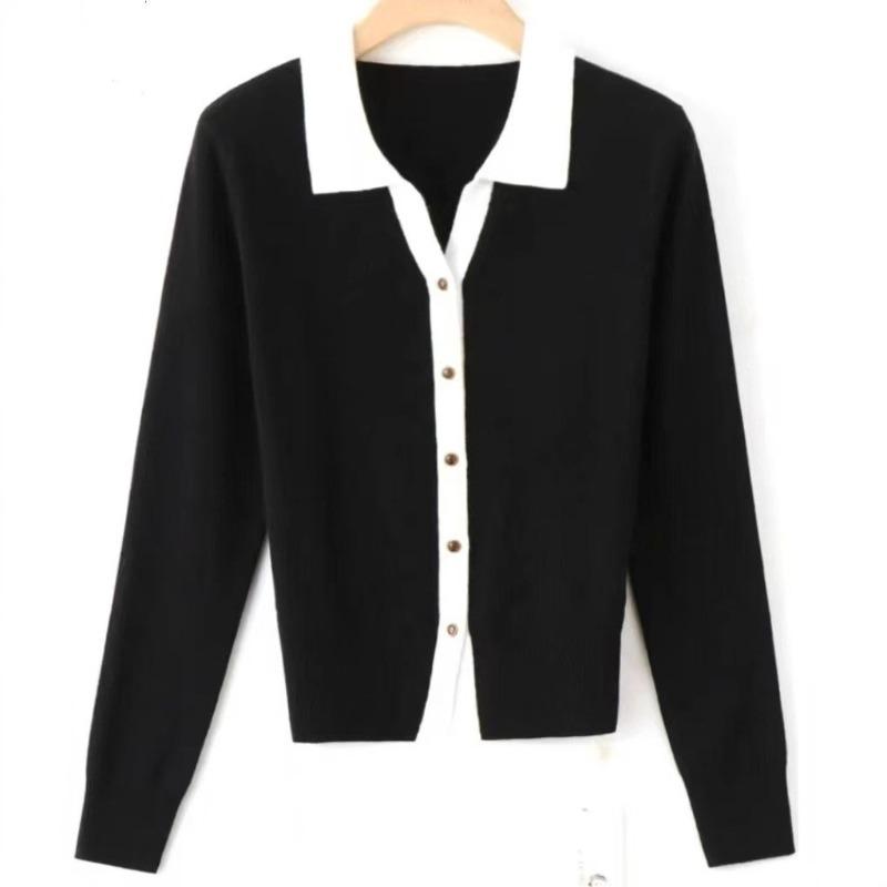 Winter new unique chic beautiful top sweater women's niche high-end blue knitted cardigan