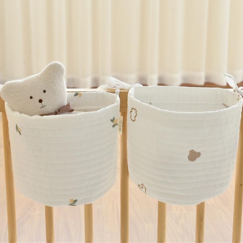 Baby Cot Hanging Storage Bag Bedside Hanging Storage Pocket Cotton Bag for Organizing Diapers & Toy Beside this crib