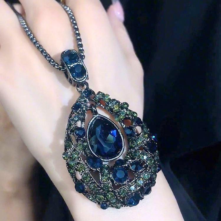 Alluring City Water Drop Love Fashion Temperament Korean Pendant Assembly Jewelry Autumn and Winter Sweater Chain Long Necklace