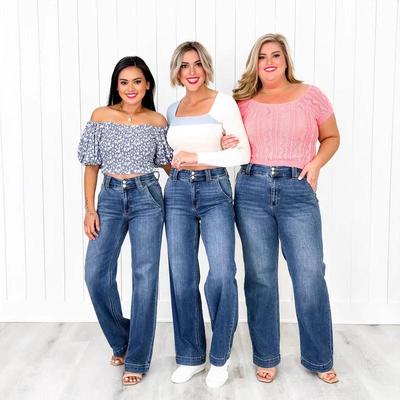 2025 Spring Arrival: Women's Blue Washed Straight-Leg Temperament Jeans