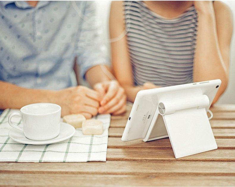 Ugreen LP115 Universal Adjustable Stand for 4.7-11" Tablets and Smartphones, Sleek White Design, Compact Size 120x107mm
