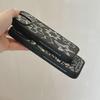 Matowe Czarne Magnetyczne Metalowe Etui z Kwiatowym Graffiti dla iPhone 16 Pro Max/15 Pro/14