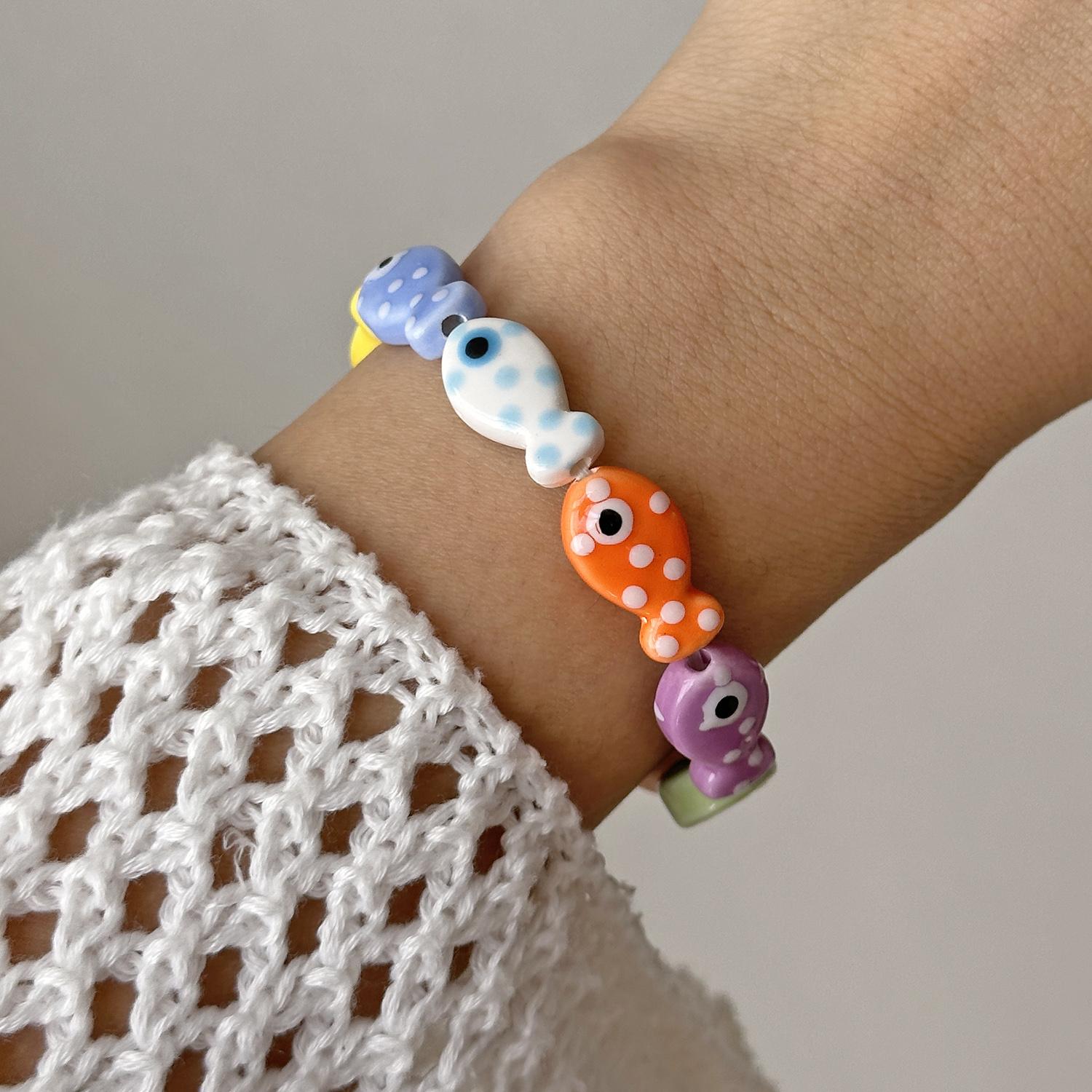 

Handmade Lucky Koi Fish Stretch Bracelet for Women Girl Bohemia Colorful Ceramic Fish Beaded Bracelet Aesthetic Y2K Jewelry