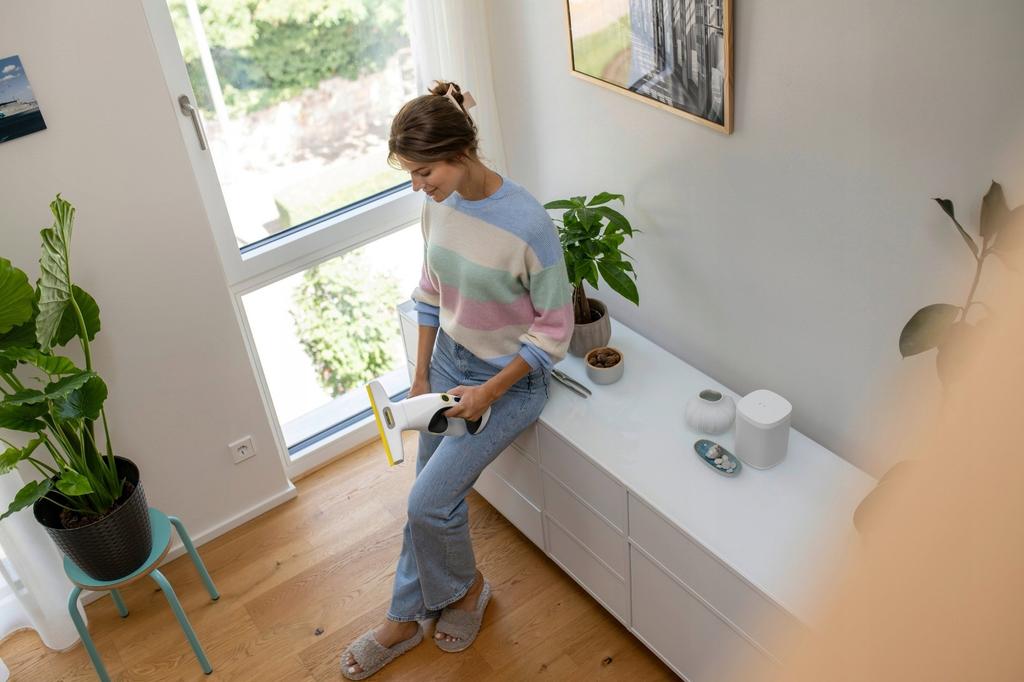 Kärcher WV 1 Compact Care Window Vacuum Cleaner 250mm Not-specified