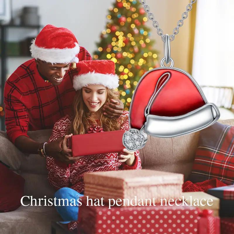 Festive Christmas Hat Pendant With Sparkling Rhinestones For Seasonal Fashion And Holiday Accessories
