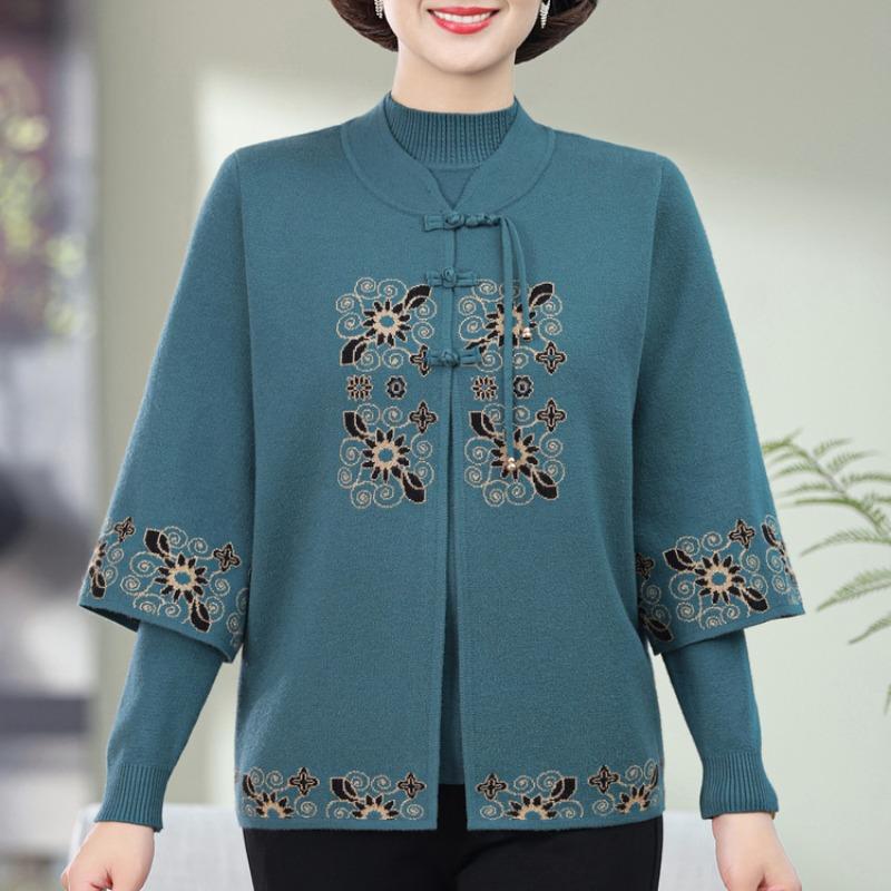 Mom's autumn clothes new knitted sweater jacket two-piece set women's middle-aged old sister-in-law wedding banquet fashion set
