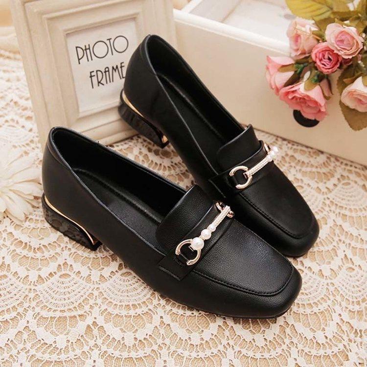 Versatile light mouth single shoes autumn new thick heel British small leather shoes work shoes one pedal women