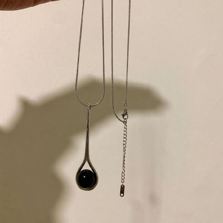 Sophisticated Black Heart Rope Necklace Featuring a Simple Alloy Pendant Multifuntional Fashion Accessory for Daily