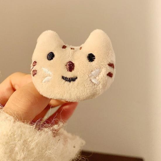 4Pcs Girl Hairpin Mini Plush Kitty Fish Design Secure Hold Hair Clip Side