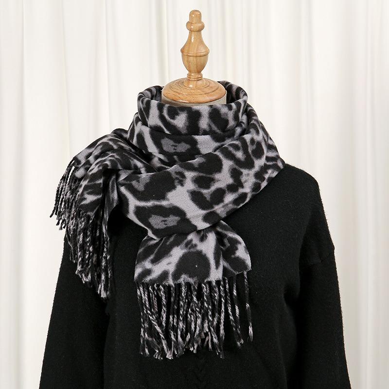 Hot-selling leopard print imitation cashmere versatile long scarf autumn and winter fashion versatile warm neck protection premium shawl scarf