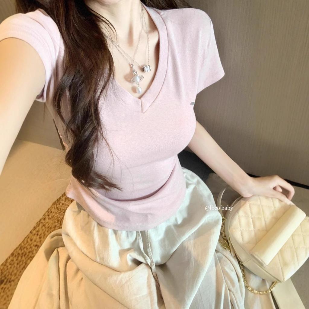 New Summer V-neck Front Shoulder Short-sleeved T-shirt for Women's Design, Pinching Waist To Make Them Look Slim and Short Top
