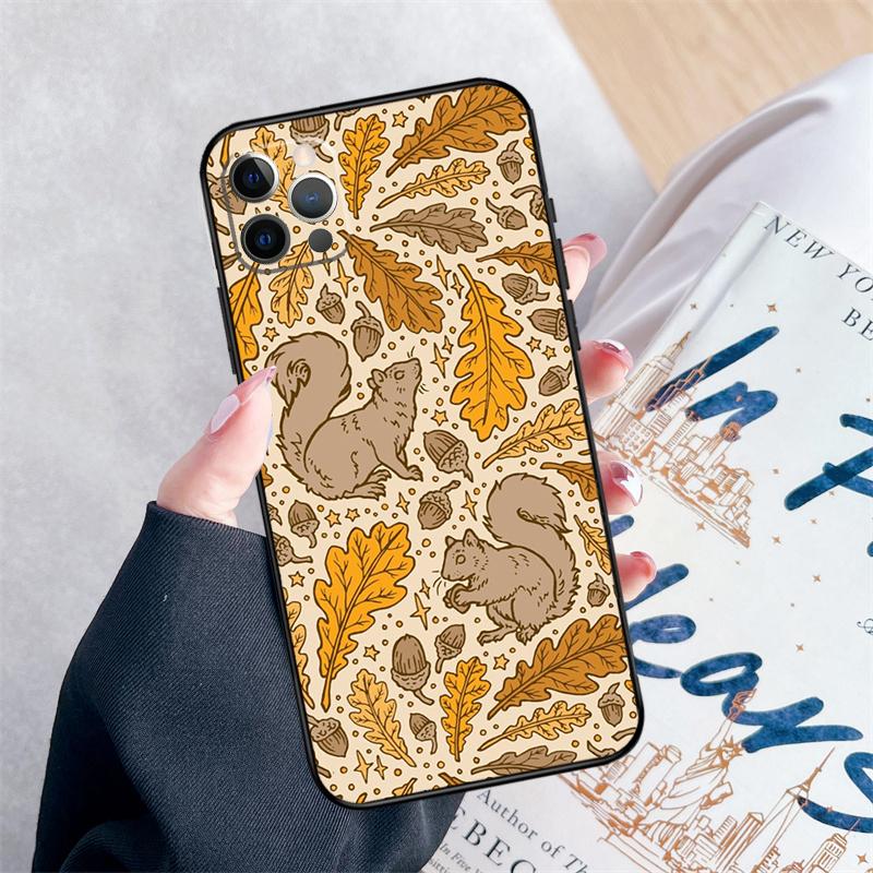 Squirrel Pattern Phone Case For iPhone 16 Pro Max 11 12 13 Mini 14 15 Pro Max XR 15 16 Plus 16e Cover Coque