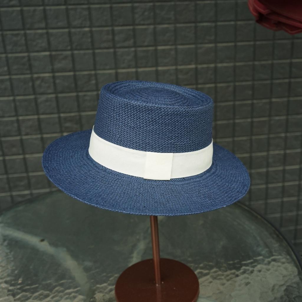 Navy Blue Flat Top Straw Hat Women'S Summer Seaside Sunshade Sun Protection Leisure Beach Vacation Woven Hat Elegant