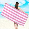 Minimalistisch gestreept bedrukt strandlaken Verkrijgbaar in meerdere kleuren Voor strand, zwemmen en vakantie Strandlaken