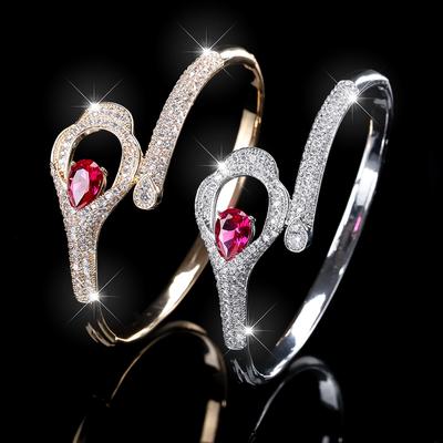 Armbänder – Manschettenarmbänder