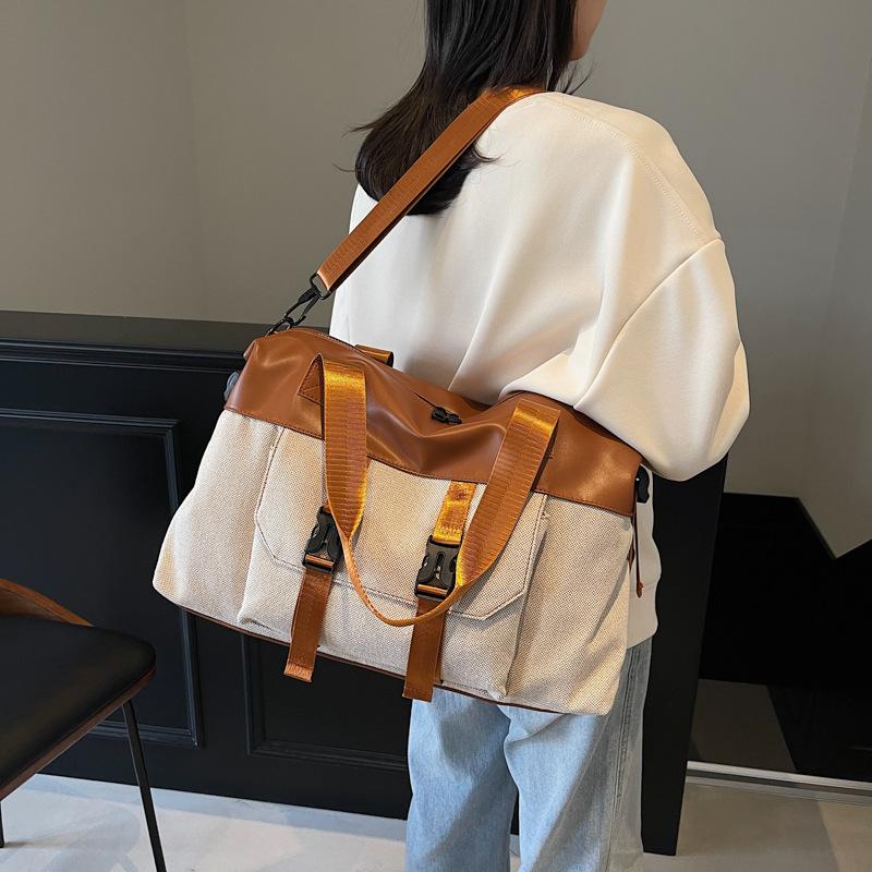 Men's and Women's Commuting Shoulder Bags Trendy and Cool Outing Large Capacity Portable Travel Bag Dry Wet Separation Waterproof Yoga Bag