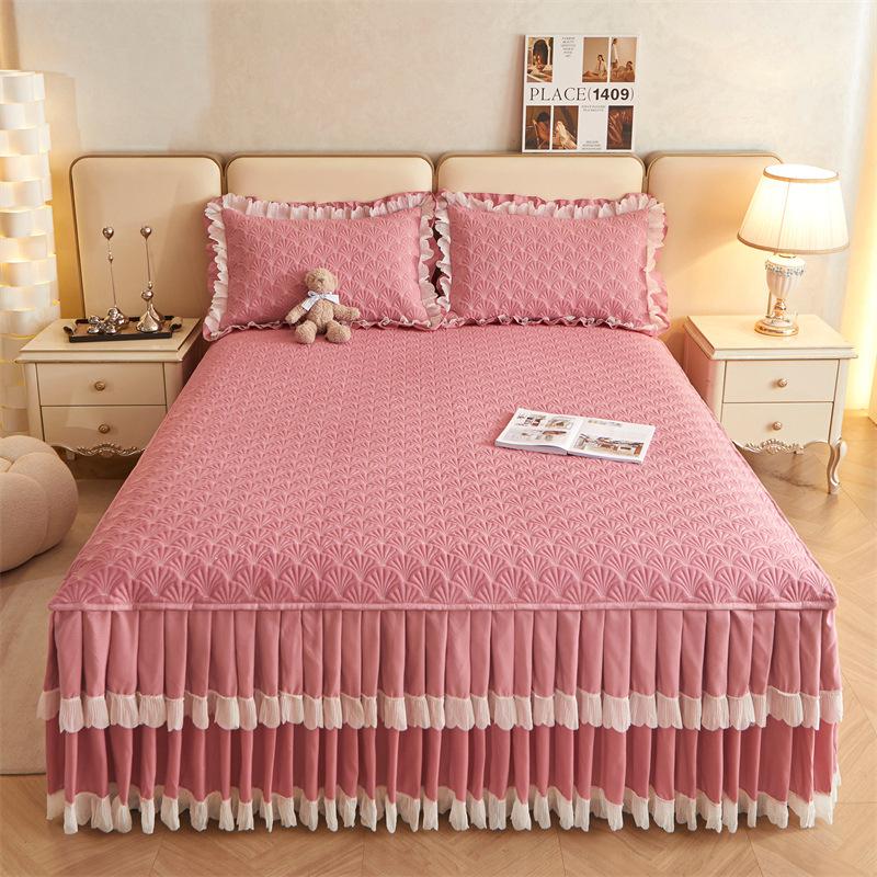 Luxury Super Soft Thick Cotton Bedding Bed Skirt Princess Lace Embroidery Quilted Bedspread Anti-slip Bed Cover No Pillowcase