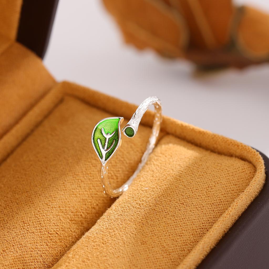 New Fashion Simple Green Leaf 925 Sterling Silver Not Allergic Literary Temperament Exquisite Women Opening Rings    R139
