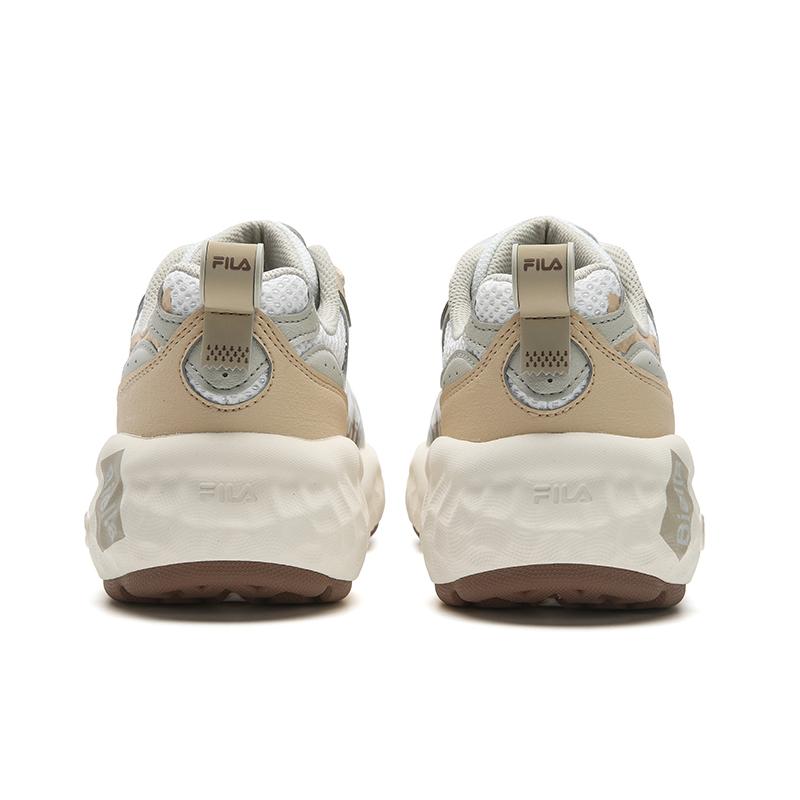 FILA Muffin Sticker Casual Shoes Women sneakers White Brown F12W541127FBB