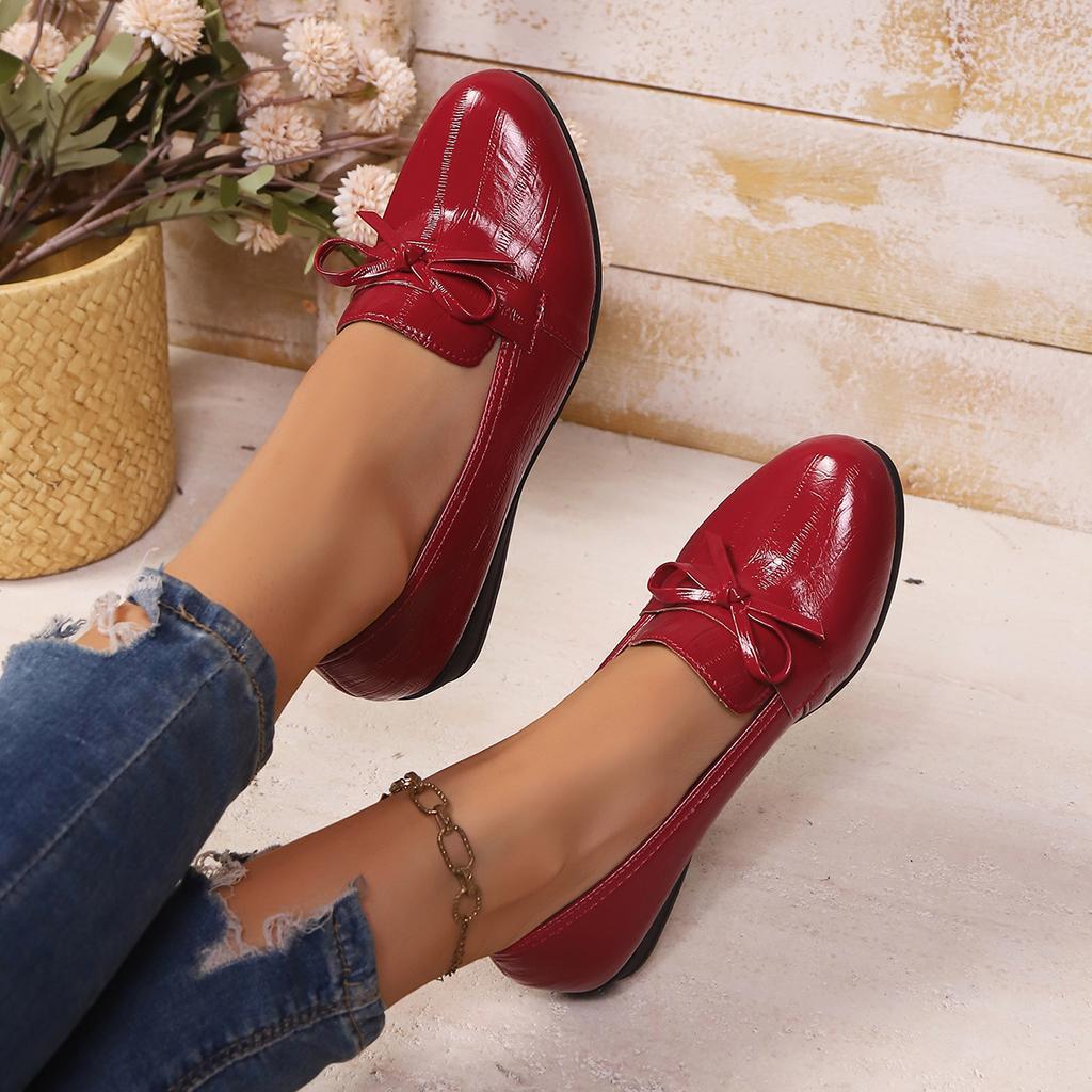 Tassel Bow Knot Women Flats Female Derby Leather Brand Casual Pointed Toe Slip On Flats Ladies Comfort Autumn Brogue Shoes