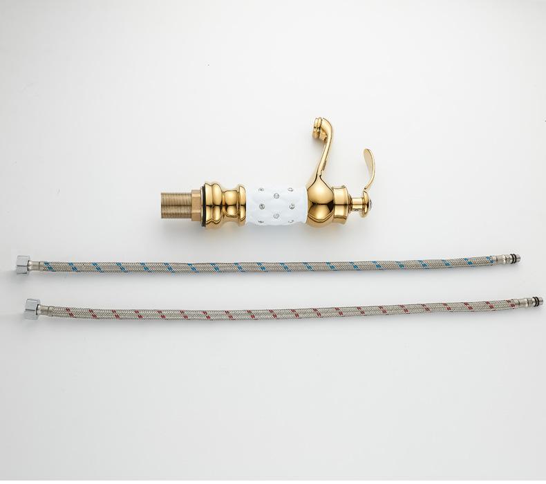 Baterii Europene pentru Lavabo de Baie Aurii Baterii Mixere Decor Diamant Crom Mâner Unic Cald și Rece Montare pe Deck