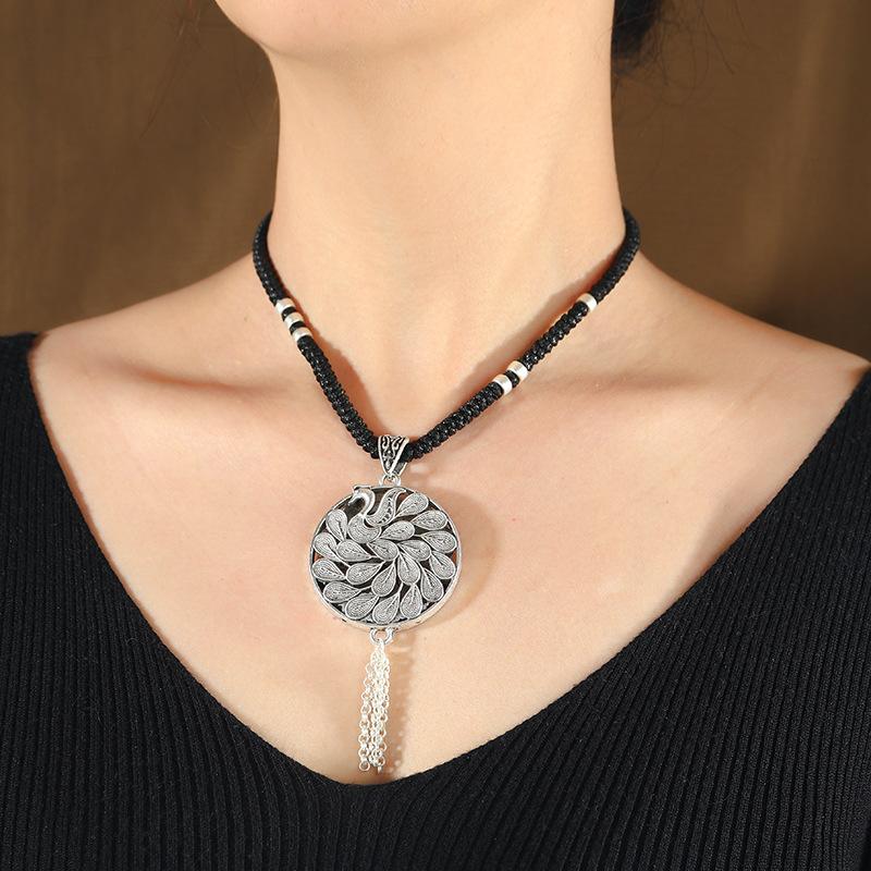 Retro imitation Thai silver short necklace femininity versatile collarbone chain flower fish handwoven jewelry