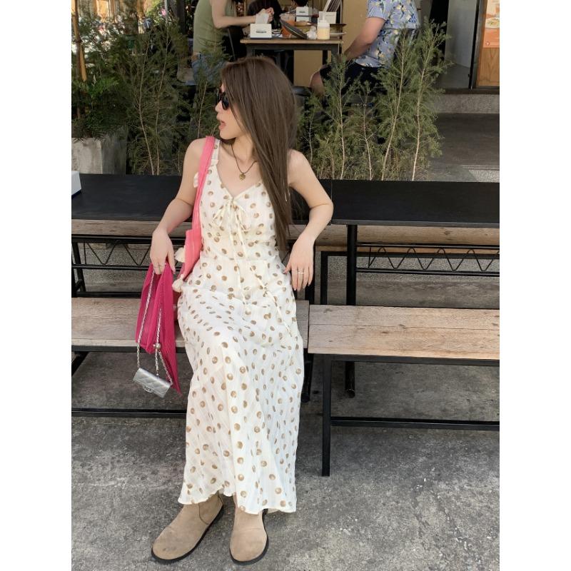 

Женское летнее модное нежное ветреное милое длинное платье с цветочным принтом Design Sense Slim без рукавов длинное платье с бретелью через шею M кофейный