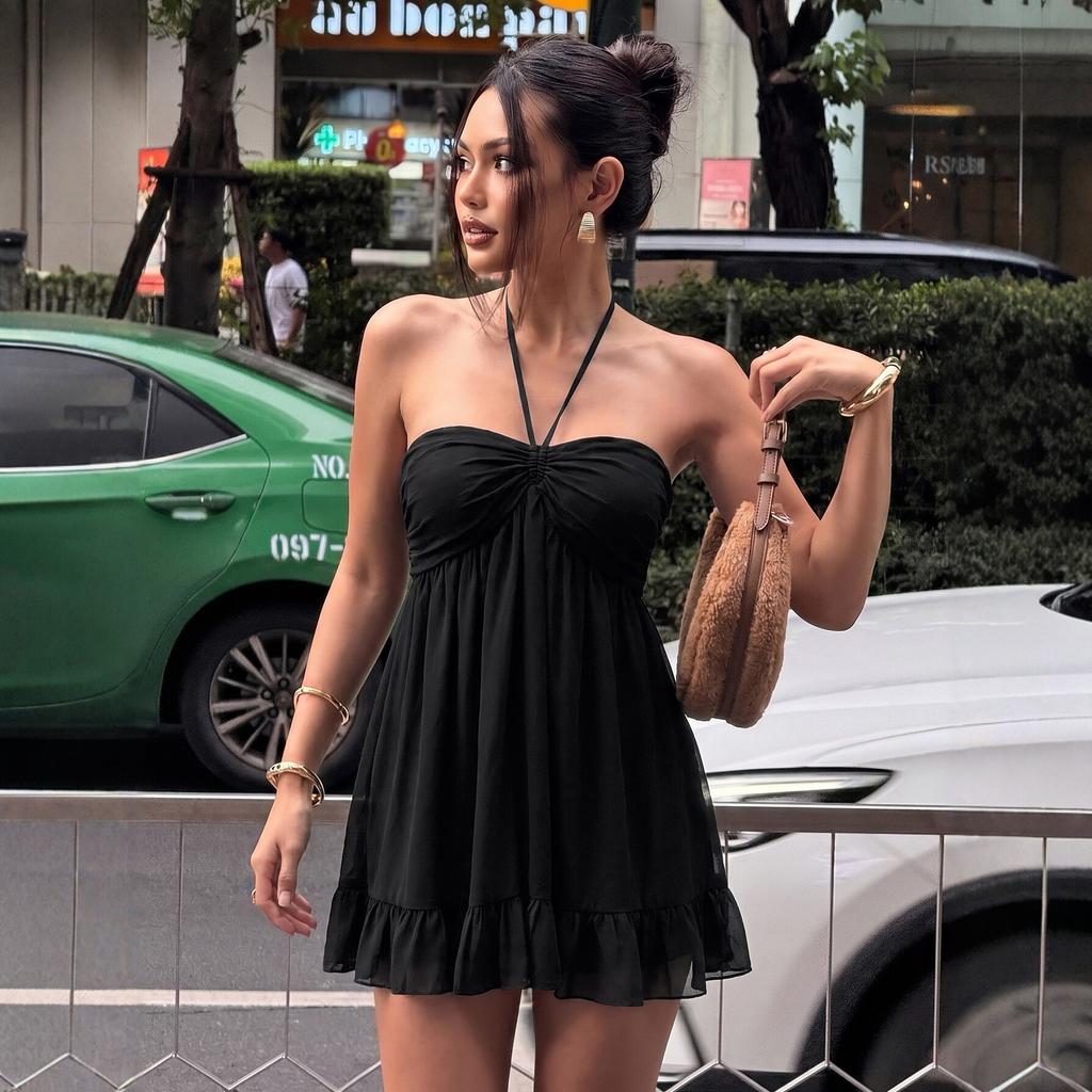 2026 summer new European and American women's clothing temperament solid color tube top sexy halter strap neck dress women