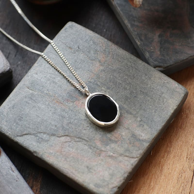 IRIS Memory-Hope, Luna Onyx No. 3 Necklace-Silver