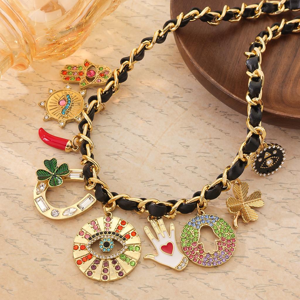 Qingdao Medeltida Djävulens Öga Retro Lyckoamulett Flera Hängen Nyckelbenskedja Vintage Bohemisk Stil
