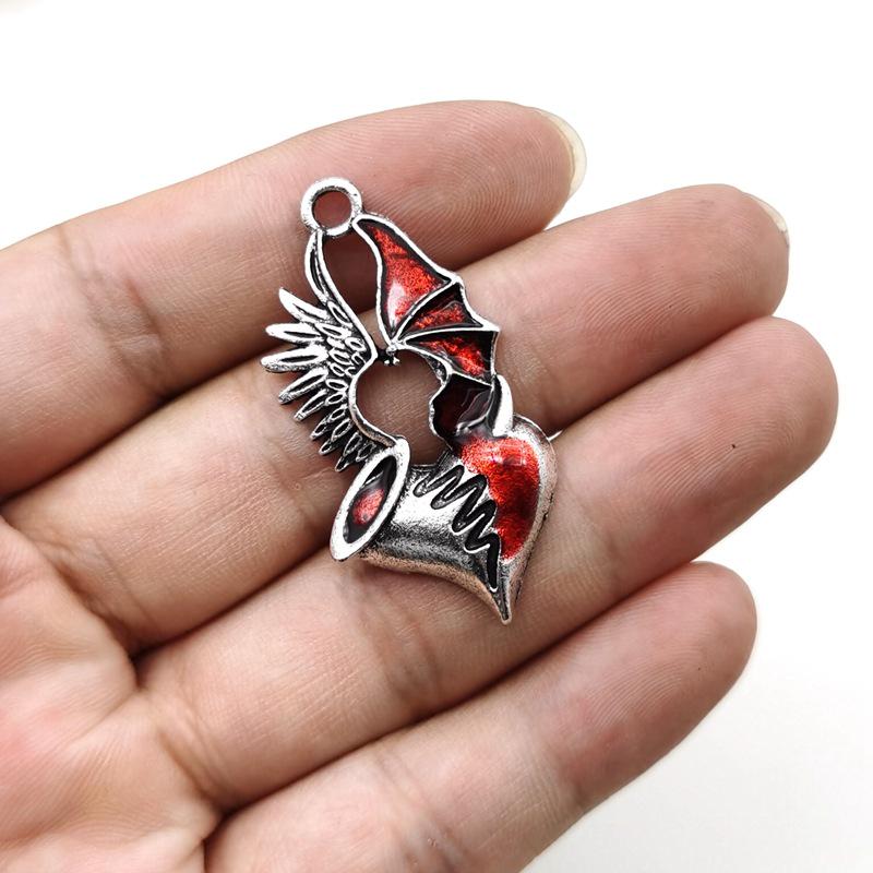 Gothic Retro Heart Alloy Jewelry Set: Earrings, Necklace & Pendant